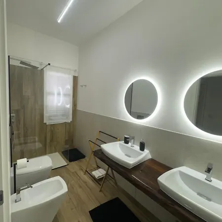 White Rock House بيت ضيافة فونتاني بيانكي