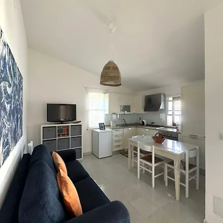 بيت ضيافة White Rock House فونتاني بيانكي