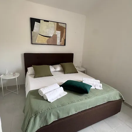 بيت ضيافة White Rock House
