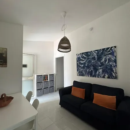 White Rock House بيت ضيافة فونتاني بيانكي