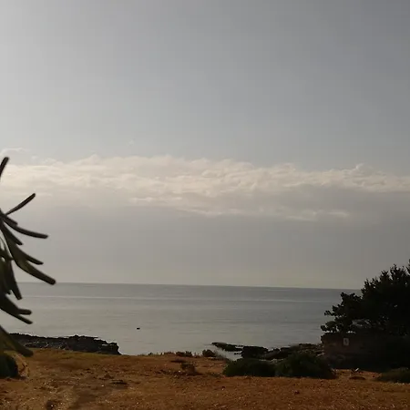 White Rock House Fontane Bianche