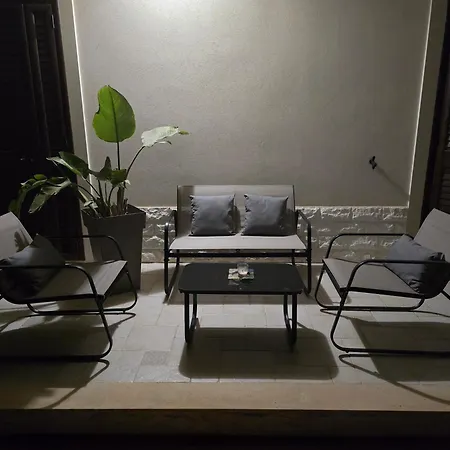 White Rock House 3* Fontane Bianche